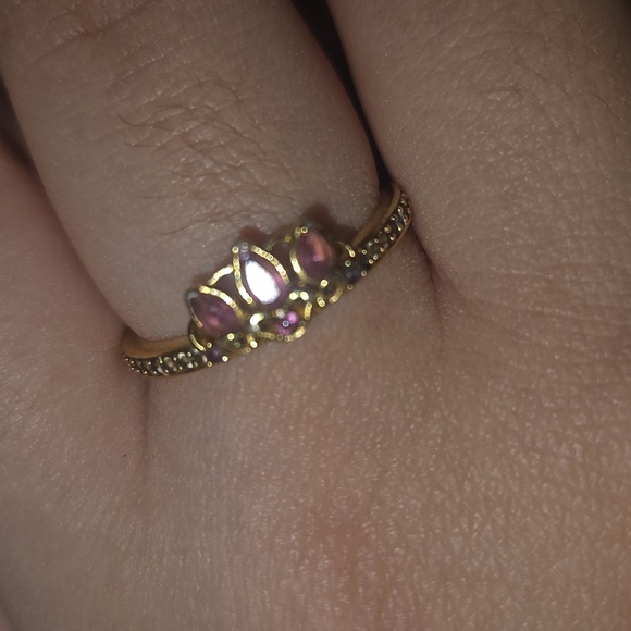 Pandora Rapunzel Crown Ring - Picture 4 of 4